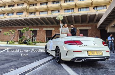 Emerald-Luxury-Wedding-Cars